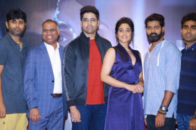 Pics From Pre-Release Press Meet of Evaru