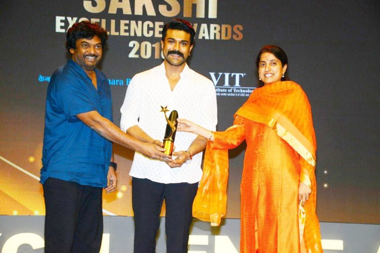Sakshi Excellence Awards Best Actor – Mega Powerstar RamCharan Rangasthalam