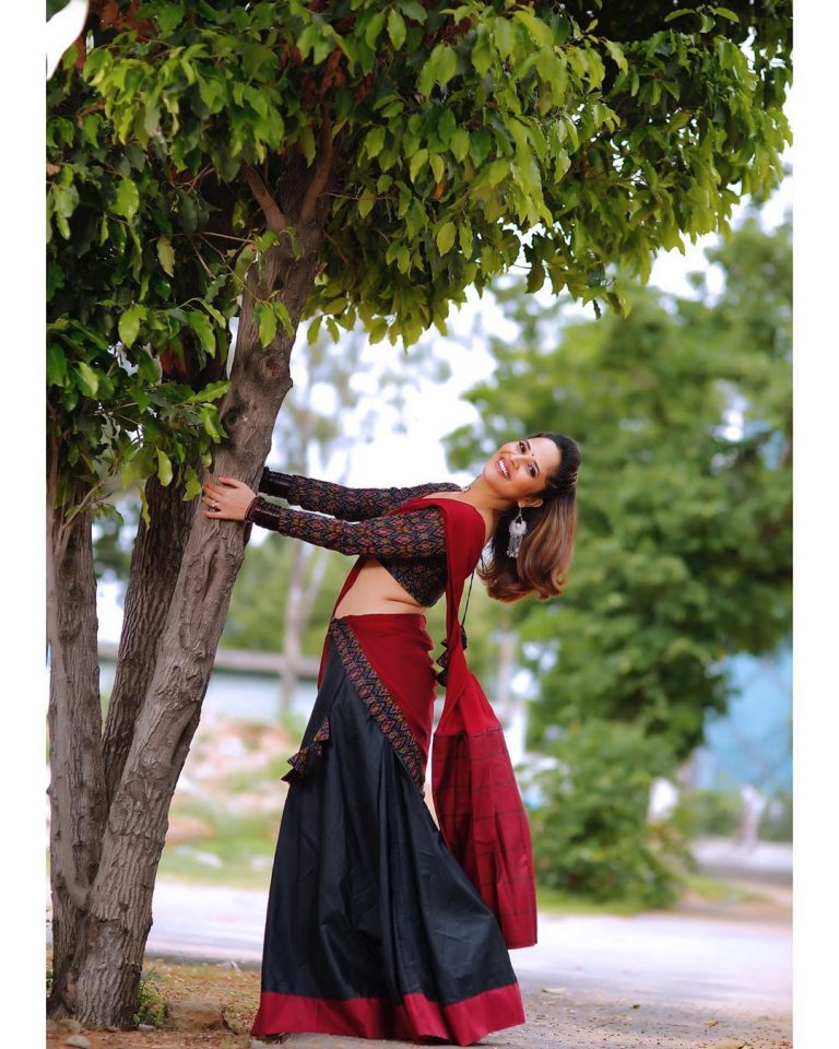 Anasuya simply superb