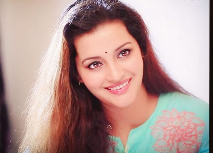 రేణు దేశాయ్ ప్రధాన పాత్రలో పాన్ ఇండియా చిత్రం ఆద్య