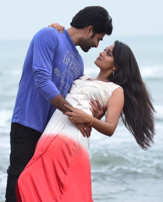 Mounam movie stills