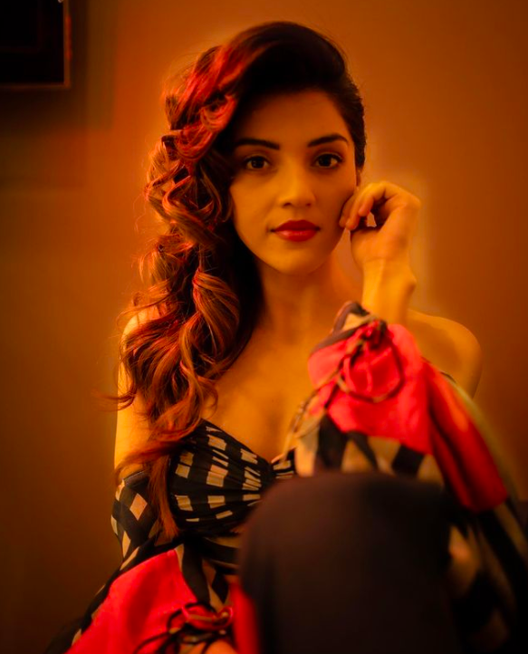 Mehreen to romance Nagarjuna in The Ghost