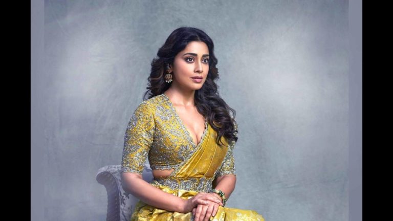 Shriya Saran latest in Traditional looks