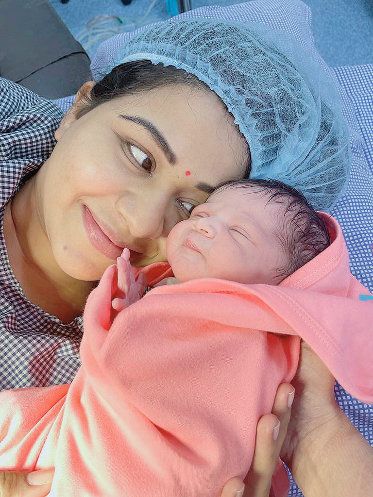 ఆడ‌పిల్ల‌కి జ‌న్మ‌నిచ్చిన న‌టి  మ‌నాలీ రాథోడ్