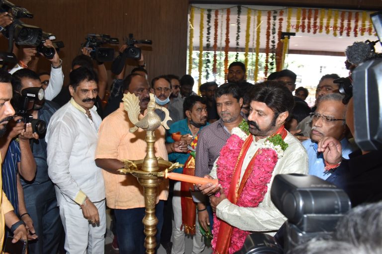 అందరికీ అందుబాటులో టికెట్ ధర వుండటం ఇండస్ట్రీకి ఆరోగ్యకరం