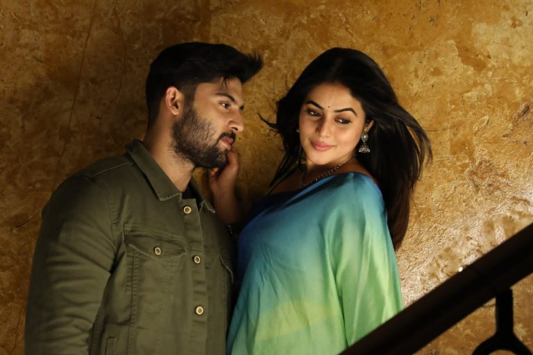 ఓటీటీలో ఆకట్టుకుంటోన్న పూర్ణ ‘బ్యాక్ డోర్‌’