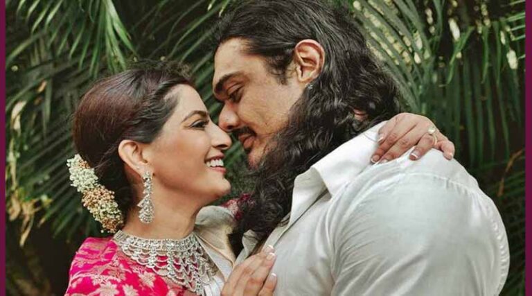 పెళ్లికి ముందే ఇద్దరు పిల్లలకు తల్లి అయిన వరలక్ష్మి