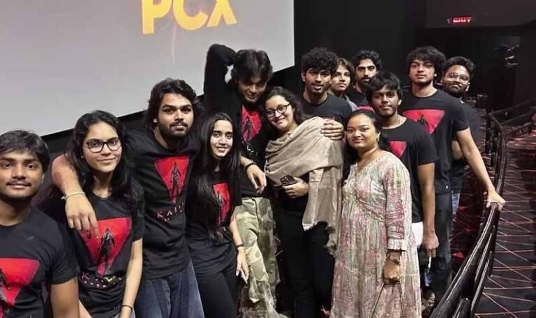 కల్కి థియేటర్ లో పవన్ ఫ్యామిలీ సందడి