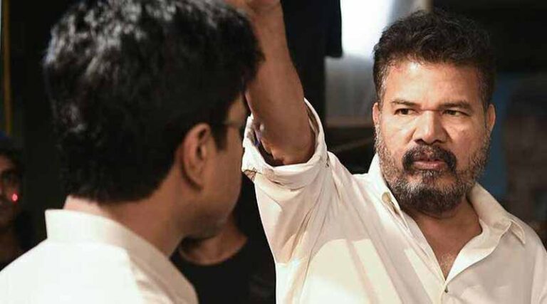 శంకర్ అప్డేట్ తో మెగా ఫ్యాన్స్ ఫుల్ హ్యాపీ