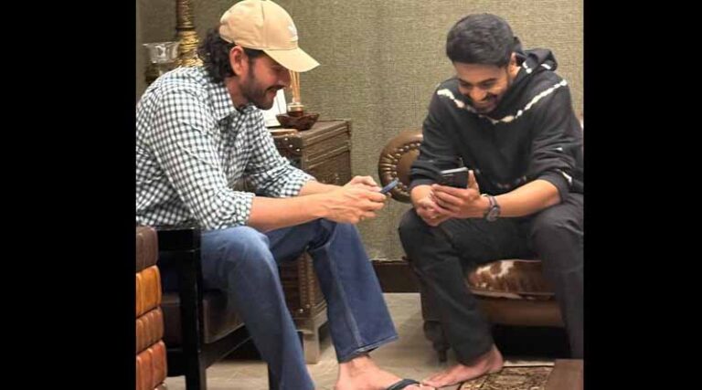 మేనల్లుడుతో మహేష్ కబుర్లు