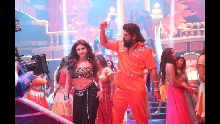 పుష్ప 2 కు మరింత హైప్ తెస్తున్న లీకులు