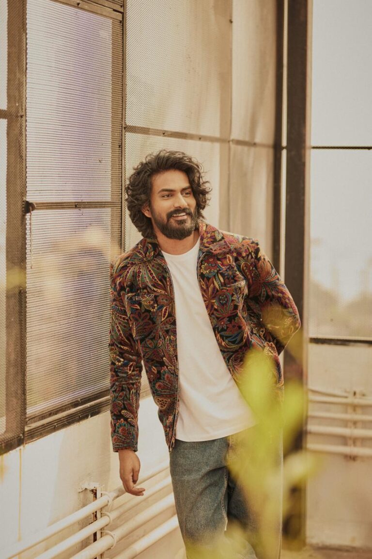 గణేష్‌ ఆచార్య మాస్టర్‌ కొరియోగ్రఫీలో అదిరిపోయే డ్యాన్స్‌ సాంగ్‌ షూటింగ్‌