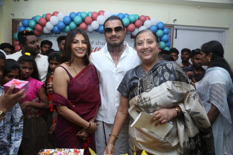 మన చిన్న సాయం చిన్నారులకు పెద్ద సంతోషాన్ని ఇస్తుంది