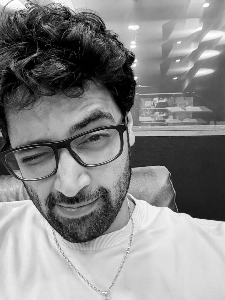 డబ్బింగ్ టెస్ట్ పూర్తి చేసిన అడివి శేష్ 