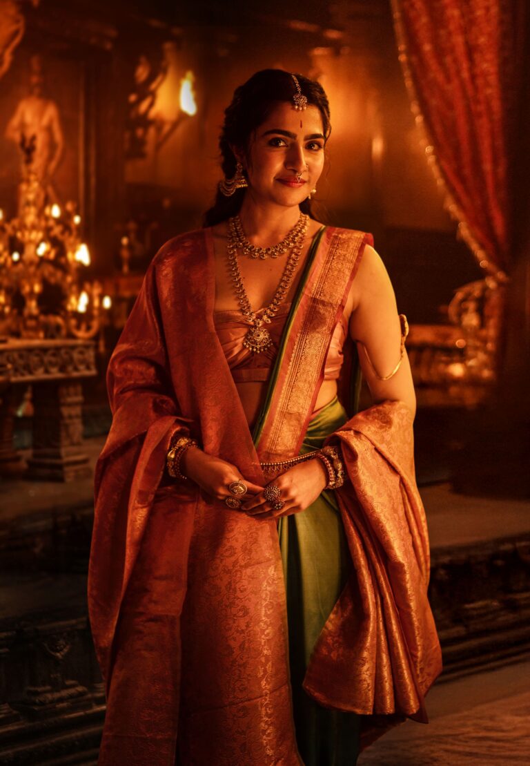 ‘కనకావతి’గా రుక్మిణి వసంత్ ఫస్ట్ లుక్