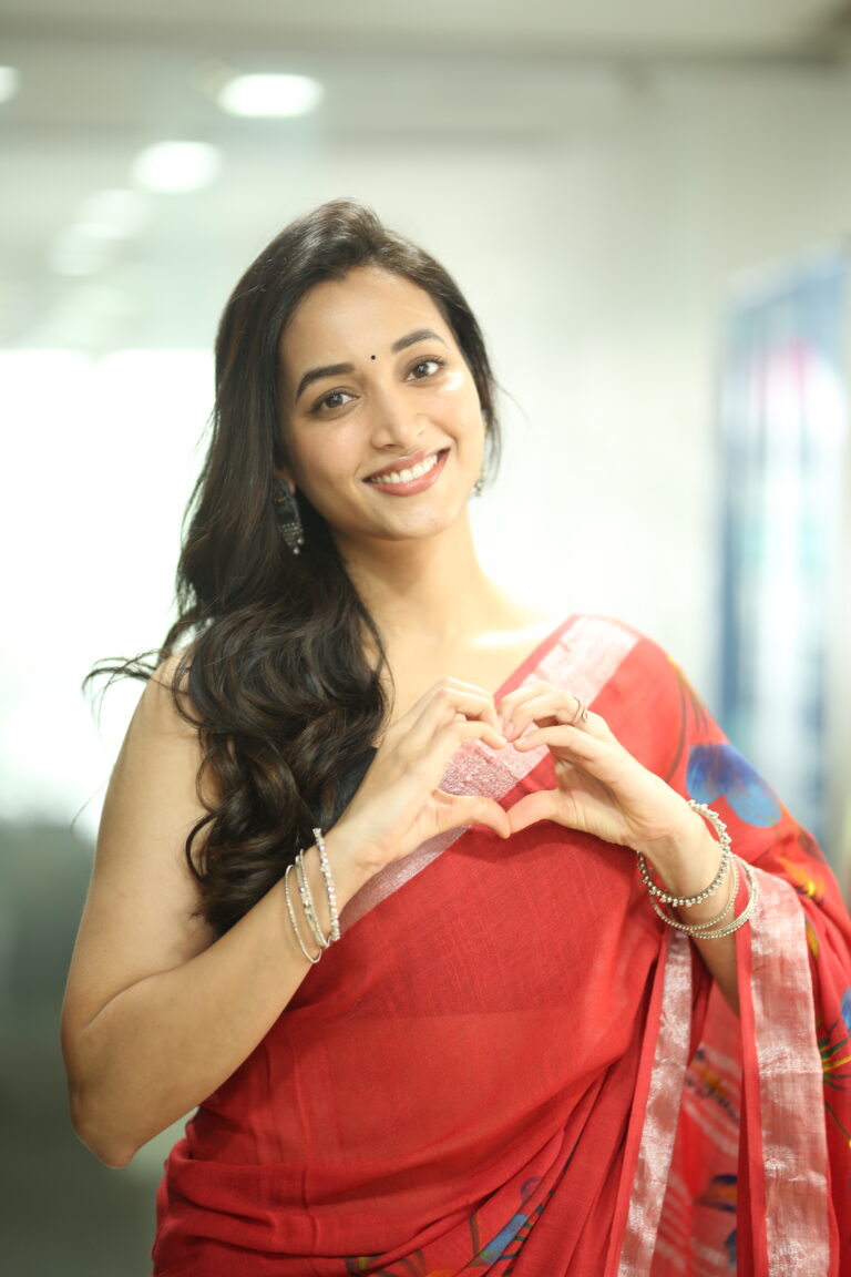 ఆడియన్స్ థియేటర్స్ లో ఎంజాయ్ చేస్తారు-శ్రీనిధి శెట్టి