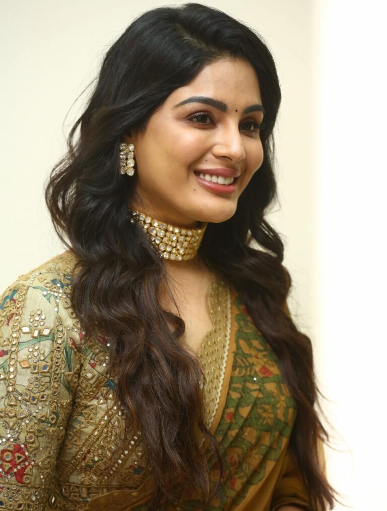 ‘ది బ్లాక్ గోల్డ్’ ఫస్ట్ లుక్ రిలీజ్  